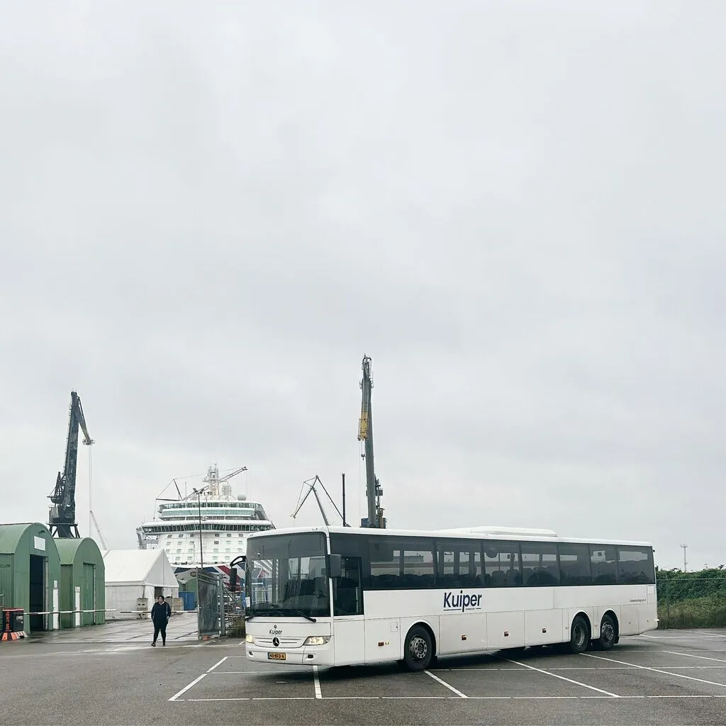 Minibus huren Delft